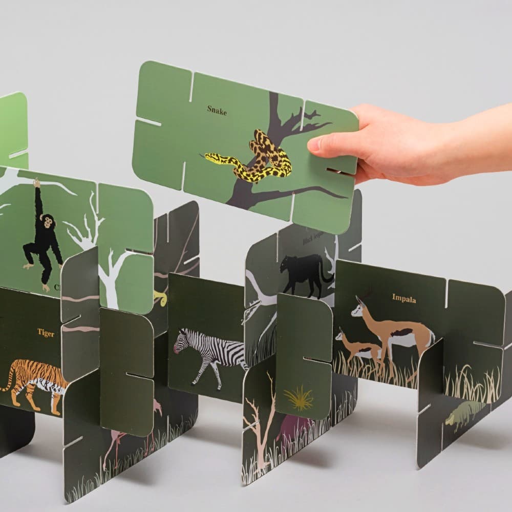 Stackable AR_Augmented Reality_ Word Cards_ ROOMY PUZZLE CARD